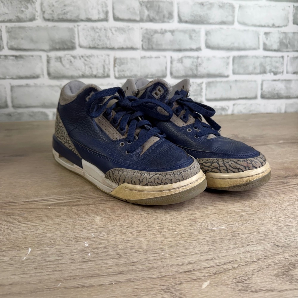 Jordan Air Jordan 3 Retro Midnight Navy Sneakers 5.5Y